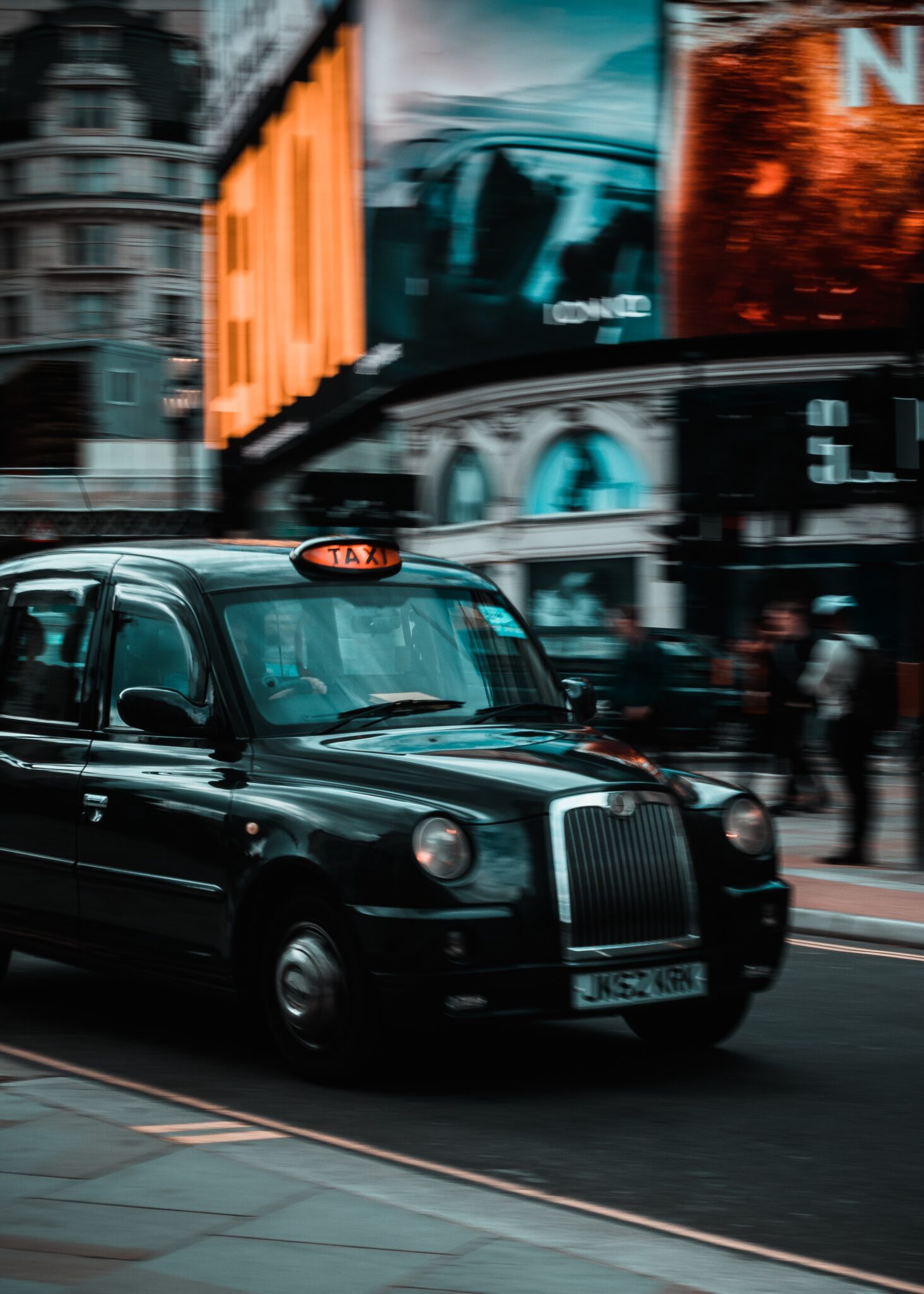 Why You Should Choose black cabs near me For Black Cabs hiring